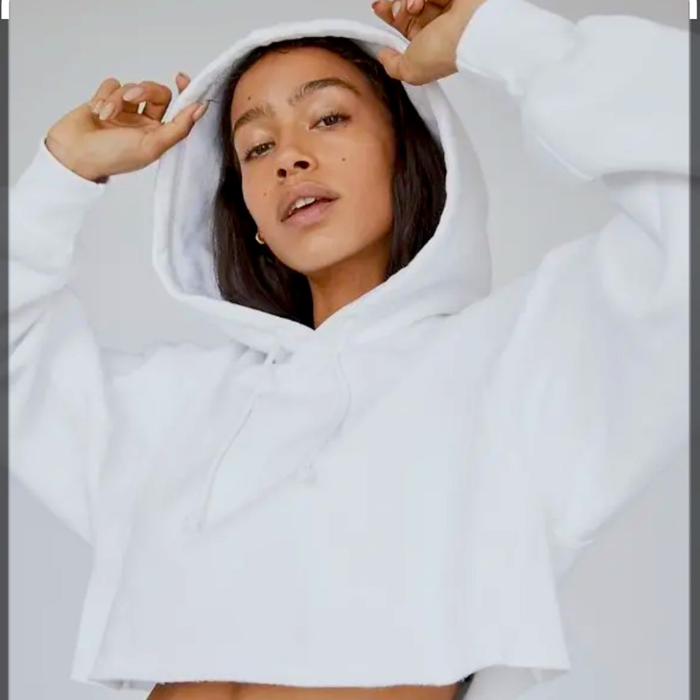 TNA boyfriend cozy fleece cropped hoodie
